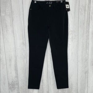 Nike Black Slim Fit Pants. Golf. NWT.